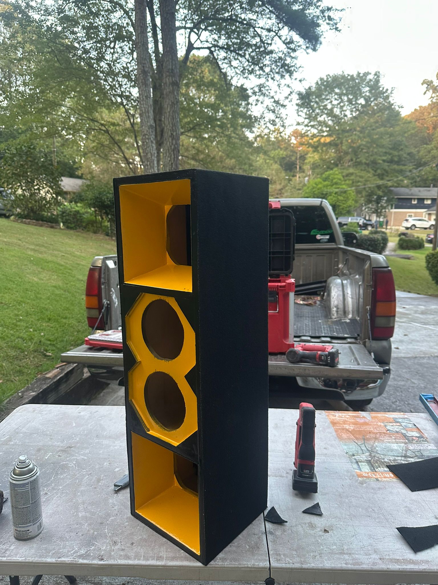 LA BOX WITH DRIVERS( RECARGA )