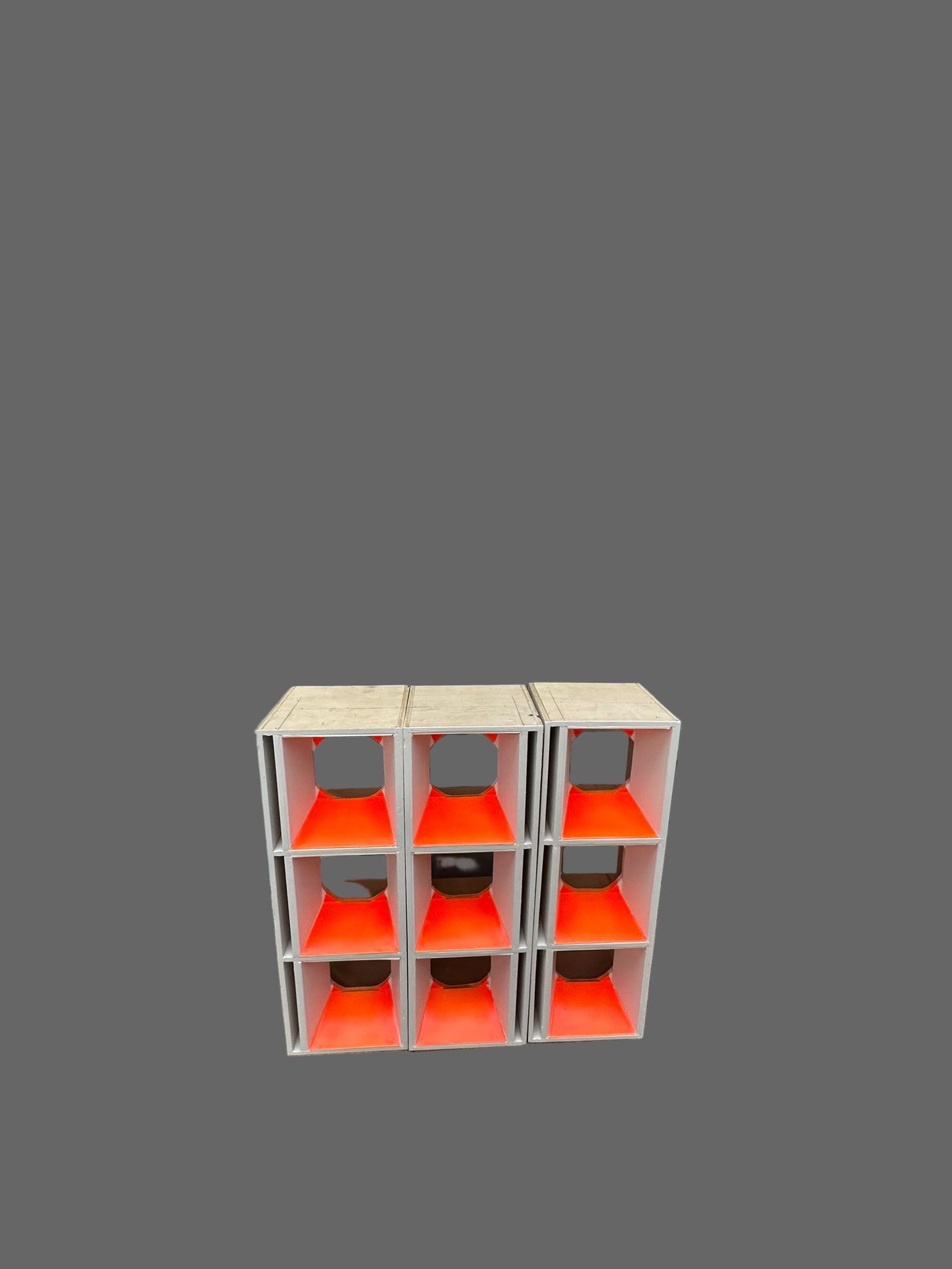 LA BOX (LOW-MID frequencies)